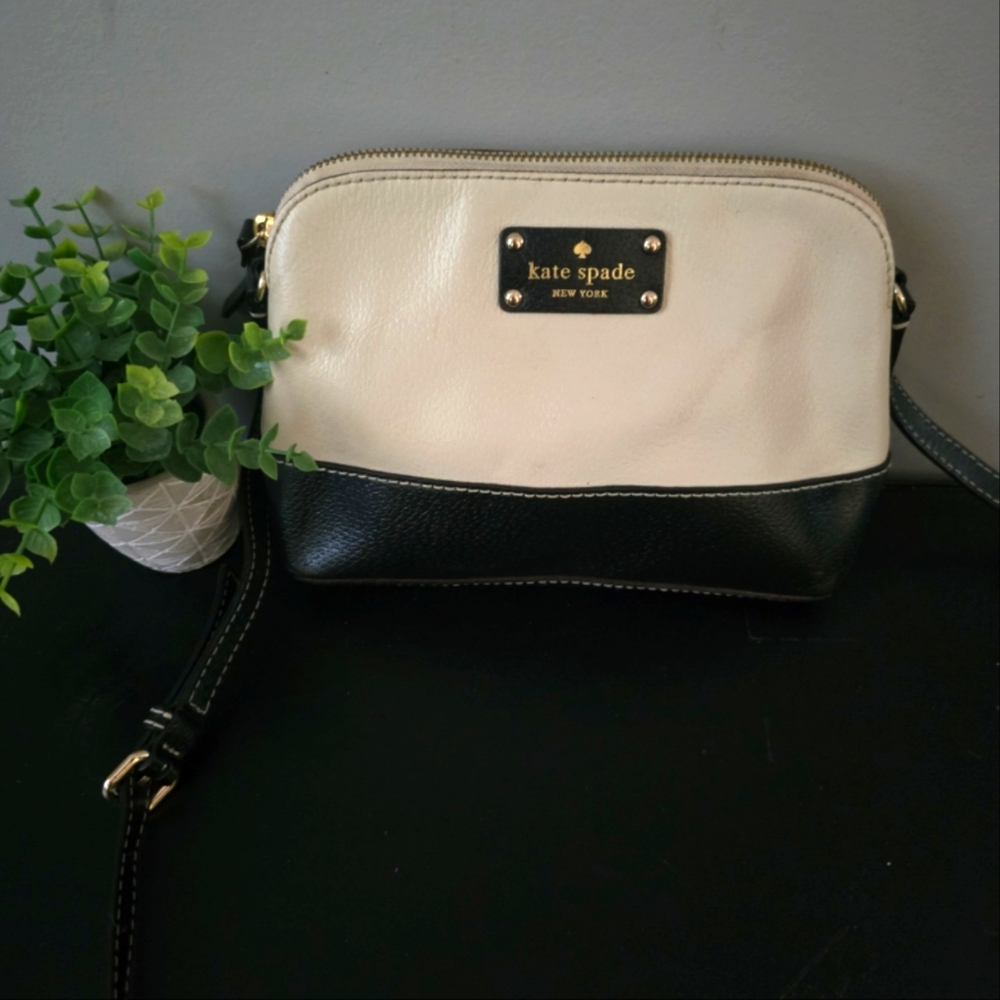 KATE SPADE CROSSBODY BAG 💖